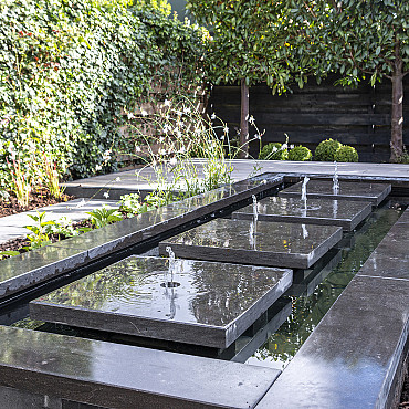 Hardsteen vijverrand 3x15x100