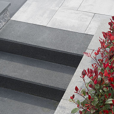 Geocolor traptrede 15x35x100 Solid Black (uit assortiment 2026)