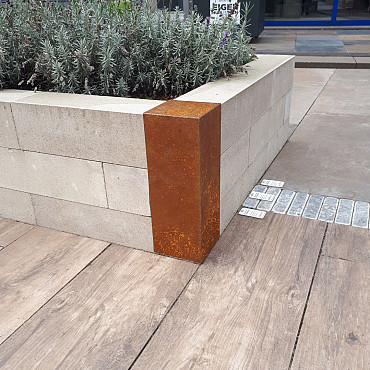 ECCO border Betotop Cortenstaal 15-43 hoekstuk dikte 1mm Op=Op