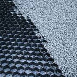 Gravel platen HDPE met onderdoek 160x120x3 zwart (afgehaald vanaf 1 volle pallet)