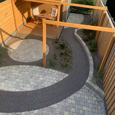 Stonehedge 15x15x6 Camargue