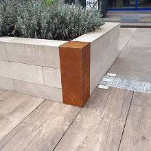 ECCO border Betotop Cortenstaal 15-43 hoekstuk dikte 1mm Op=Op