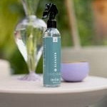 Fixture cleaner spray